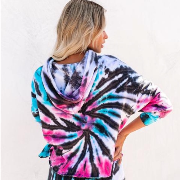 🦃BLACK FRIDAY SALE🦃 Road Trip Tie Dye Hoodie - Picture 7 of 8